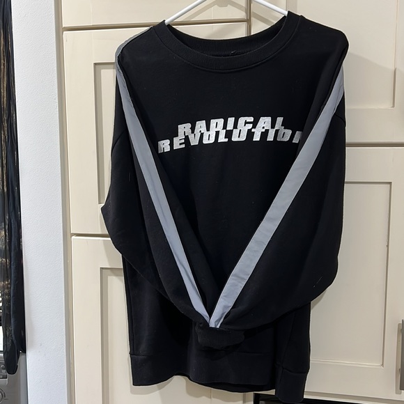 Radical Revolution Oversize Sweater with reflective letters and strips - Picture 2 of 3